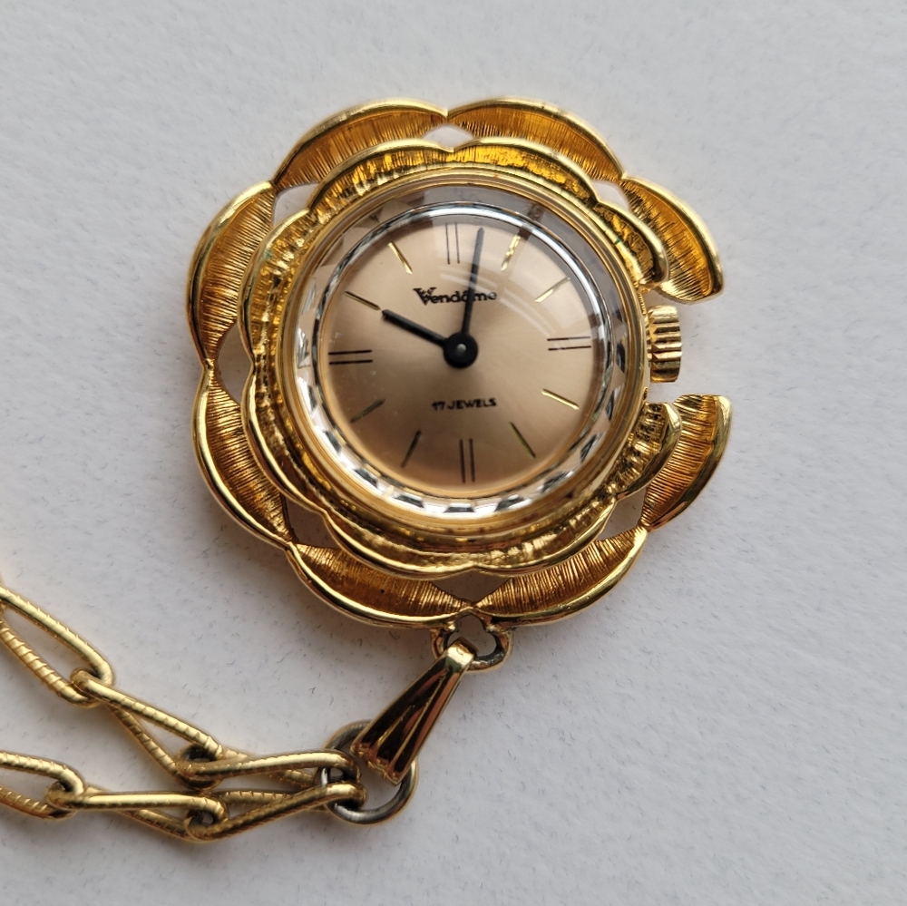 Vintage Vendome 17 Jewels Gold Watch Pendant
